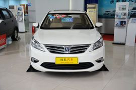 2015款长安逸动1.6L手动豪华型