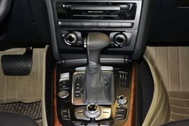 2015款奥迪A4L 35TFSI自动技术型