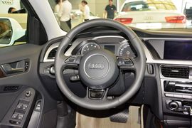 2015款奥迪A4L 35TFSI自动技术型