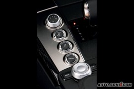2010款奔驰E63 AMG海外试驾
