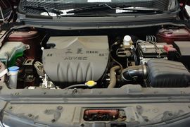 2014款东风风行景逸S50 1.5L手动尊享型