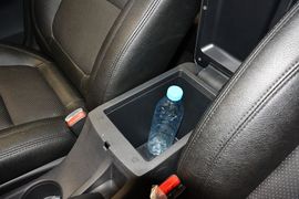 2014款东风风行景逸S50 1.5L手动尊享型