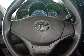 2014款丰田威驰1.3L手动型尚版