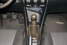 2014款丰田威驰1.3L手动型尚版