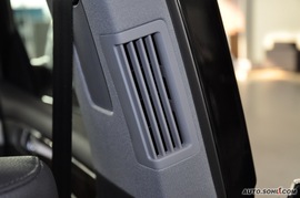 2010款大众途锐3.6L限量版到店实拍