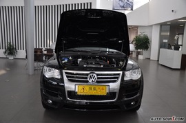 2010款大众途锐3.6L限量版到店实拍