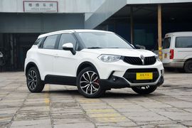 2015款中华V3 1.5T手动都市型