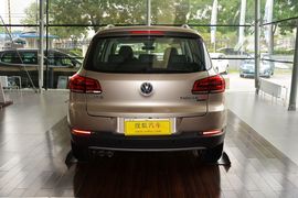 2015款大众途观2.0TSI手自一体四驱豪华版