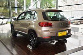 2015款大众途观2.0TSI手自一体四驱豪华版