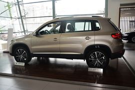 2015款大众途观2.0TSI手自一体四驱豪华版