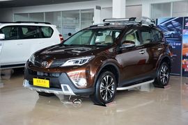 2015款丰田RAV4 2.5L自动四驱豪华版