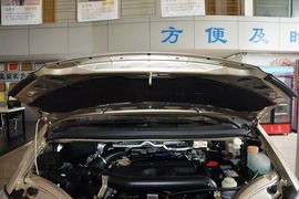 2015款东风风行菱智M5 Q7 2.0L 7座长轴豪华型