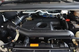 2015款东风风行菱智M5 Q7 2.0L 7座长轴豪华型