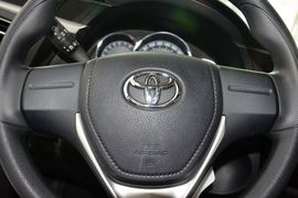 2014款丰田雷凌1.6G手动精英版