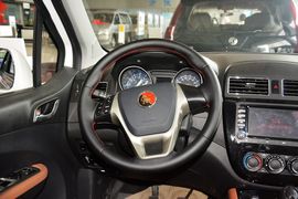 2015款东风风行景逸X5 1.6L尊享型