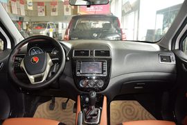 2015款东风风行景逸X5 1.6L尊享型