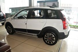 2015款东风风行景逸X5 1.6L尊享型