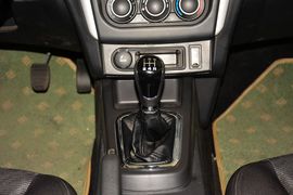 2014款东风风行景逸S50 1.5L手动豪华型