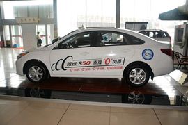 2014款东风风行景逸S50 1.5L手动豪华型