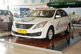 2014款东风风行景逸S50 1.5L手动豪华型