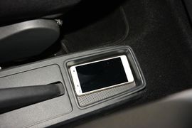 2015款斯柯达晶锐1.4L自动前行版