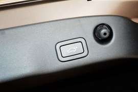 2015款捷豹XJL 3.0 SC四驱旗舰商务版