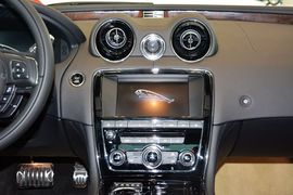 2015款捷豹XJL 3.0 SC四驱旗舰商务版