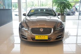 2015款捷豹XJL 3.0 SC四驱旗舰商务版