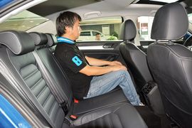 2015款大众凌渡330TSI DSG豪华版