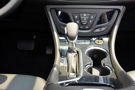 2015款别克昂科威 20T前驱领先型