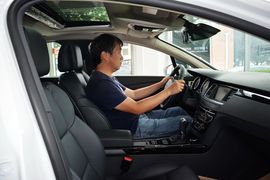 2015款标致508 1.6THP自动致臻版