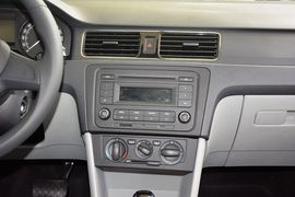2015款斯柯达昕锐1.6L自动智选型