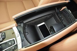 2014款宝马730Li臻享型