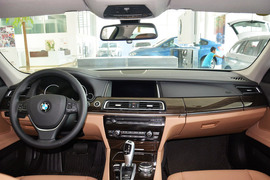 2014款宝马730Li臻享型