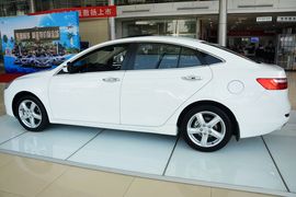 2015款奔腾B70 1.8T自动精英型
