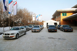 宝马冬季驾驶训练营雪地试驾宝马325i