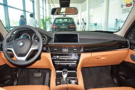 2015款宝马X6 xDrive35i豪华型