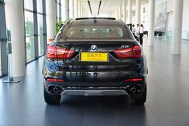 2015款宝马X6 xDrive35i豪华型