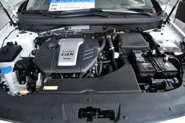 2015款现代索纳塔九1.6T GLS智能型