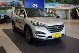 2015款现代全新途胜1.6T 自动型 4WD