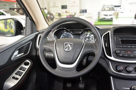 2015款宝骏560 1.8L手动舒适型