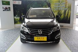 2015款宝骏560 1.8L手动舒适型