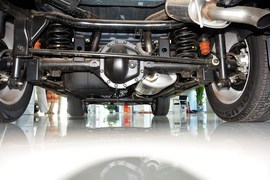 2014款双龙爱腾2.0T四驱自动豪华柴油版