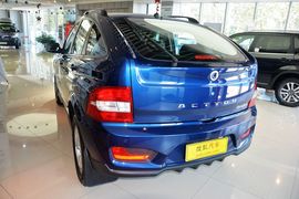 2014款双龙爱腾2.0T四驱自动豪华柴油版