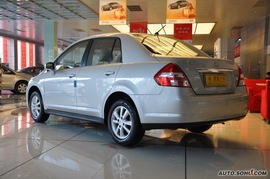 2009款日产颐达1.6手动智能型