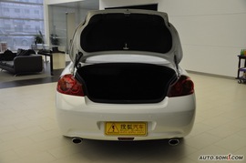 2010款英菲尼迪G25豪华运动型