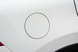 2015款中华V3 1.5T自动精英型