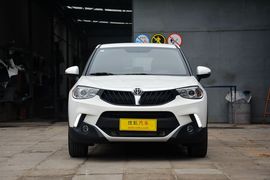 2015款中华V3 1.5T自动精英型