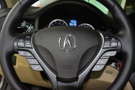 2013款讴歌ILX 2.0L精锐版