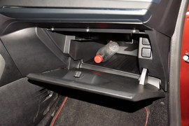 2015款雪铁龙C3-XR 1.6L自动先锋型